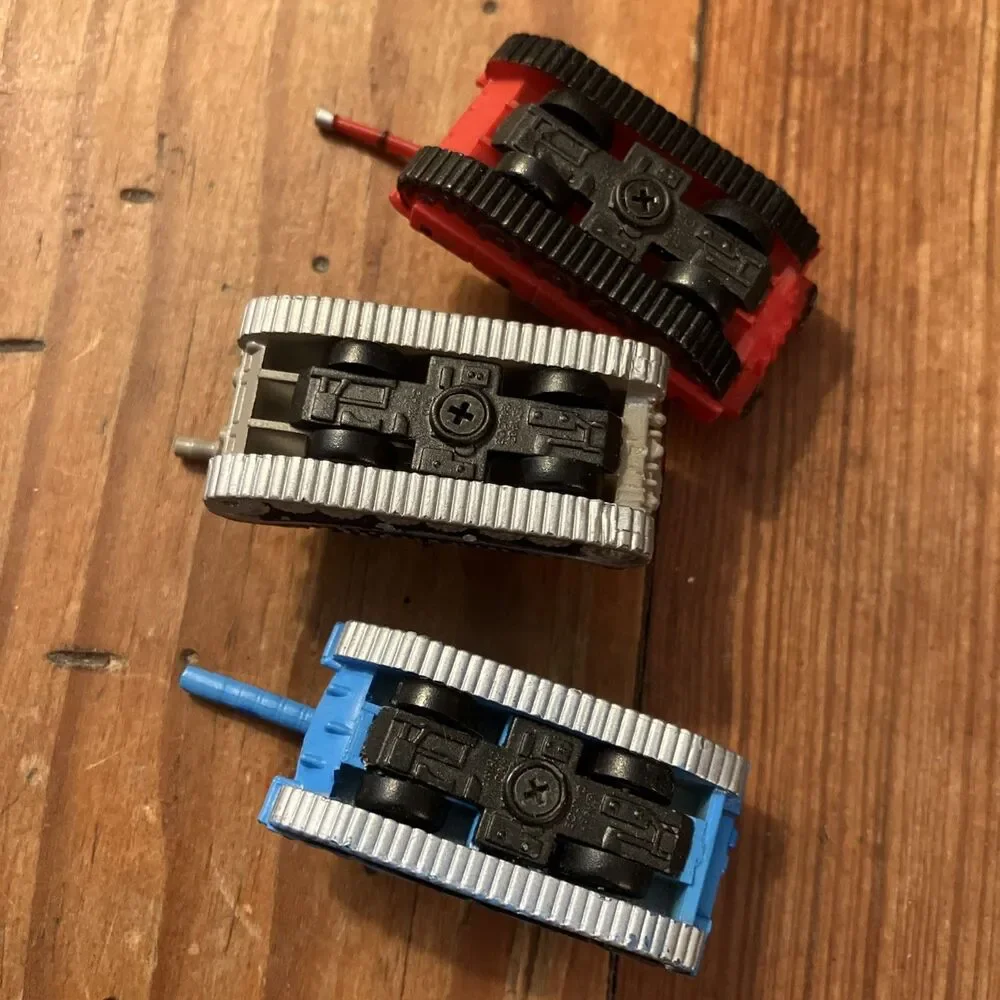 VTG Micro Machines Color Military Tanks Lot Tiger Stripe Camo Red Blue